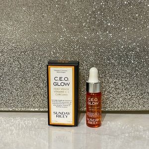 5 for $25 item 🌺 Mini Sunday Riley CEO Glow Vitamin C and Turmeric Face Oil